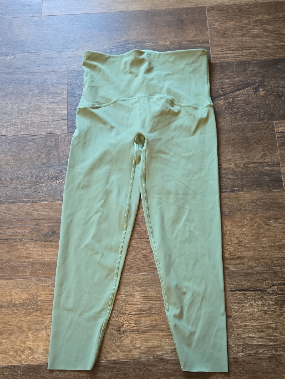 SPANX Olive Green Booty Boost Leggings Size Large